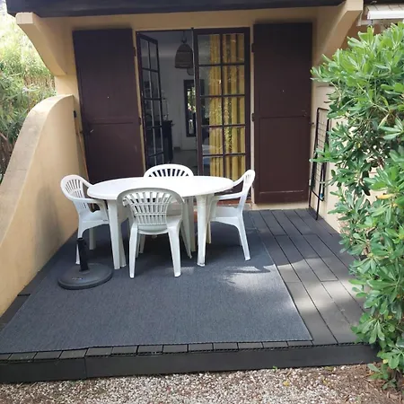 Apartment Avec Jardin Proche Plages Saint Clair Lavandou